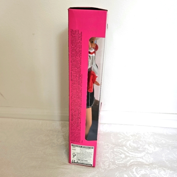 Walt Disney World Special Edition 25th Anniversary Barbie Doll- New in B… - Picture 4 of 8